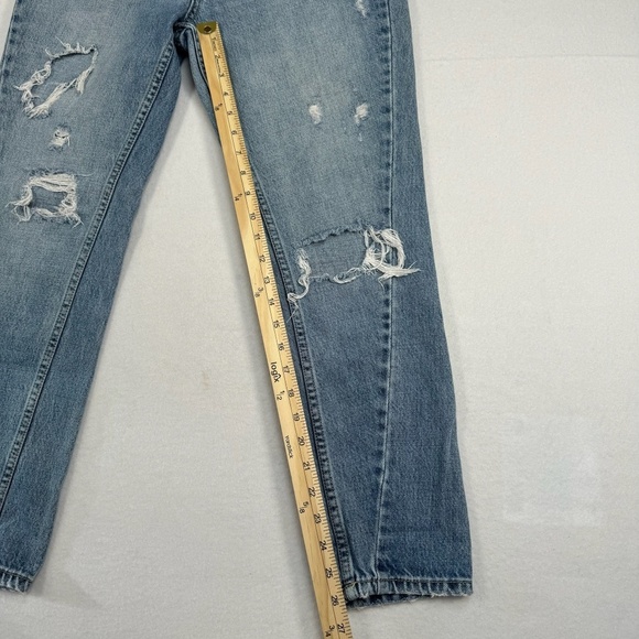 BDG Slim Boyfriend Jeans Womens Size 27 Mid Rise Medium Wash Distressed - Picture 9 of 15